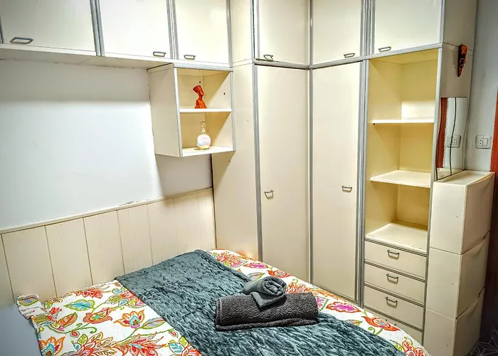 Habitación Madrid centro la elipa